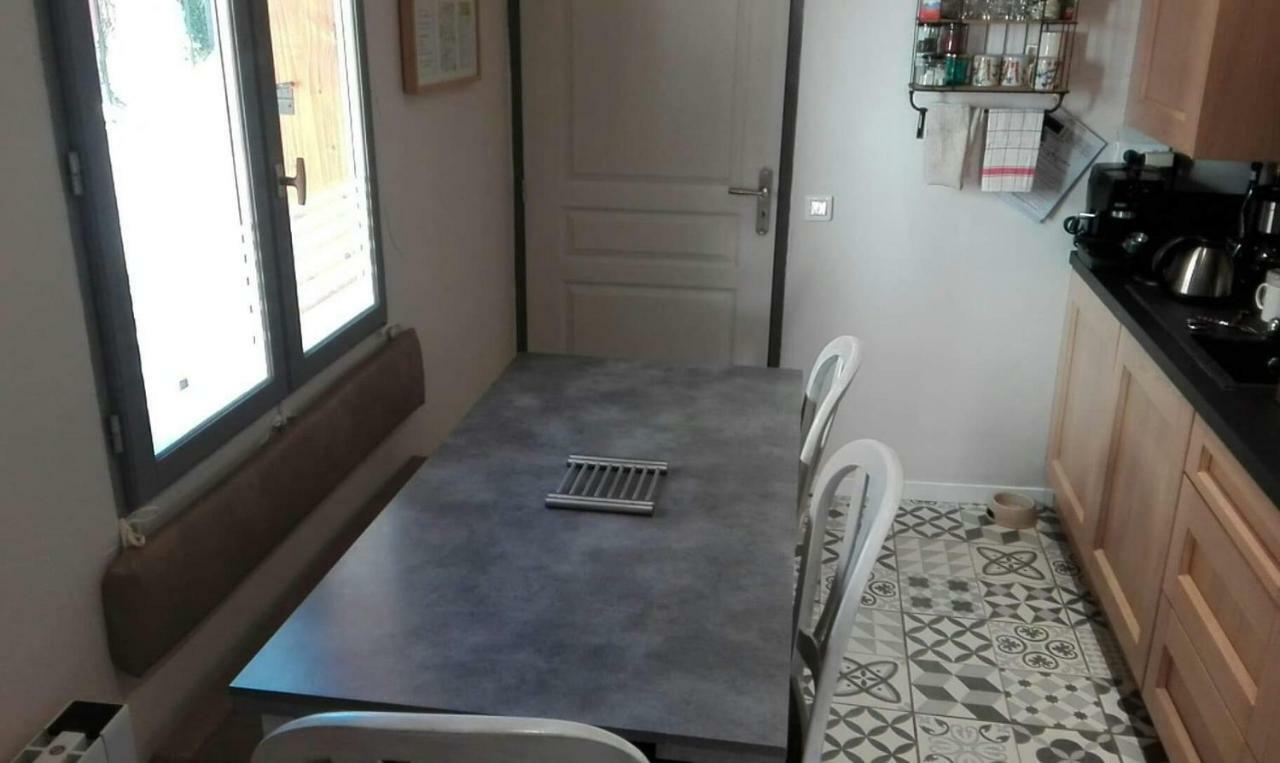 Maison Centre Ville Parking Prive Ax-les-Thermes Luaran gambar
